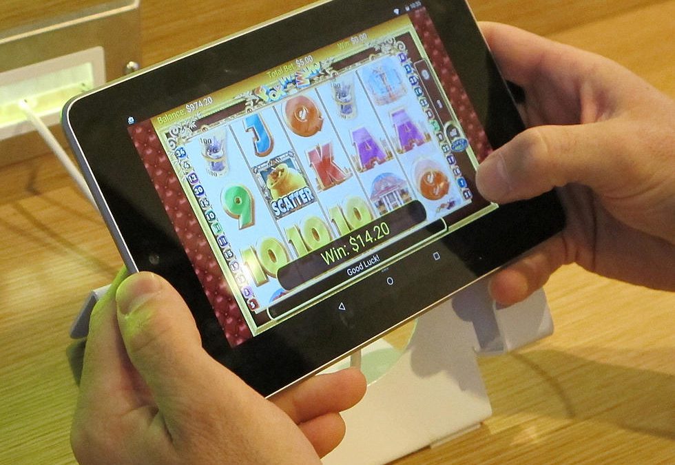 Online gambling, near 45% of NJ gaming revenue, up for renewal